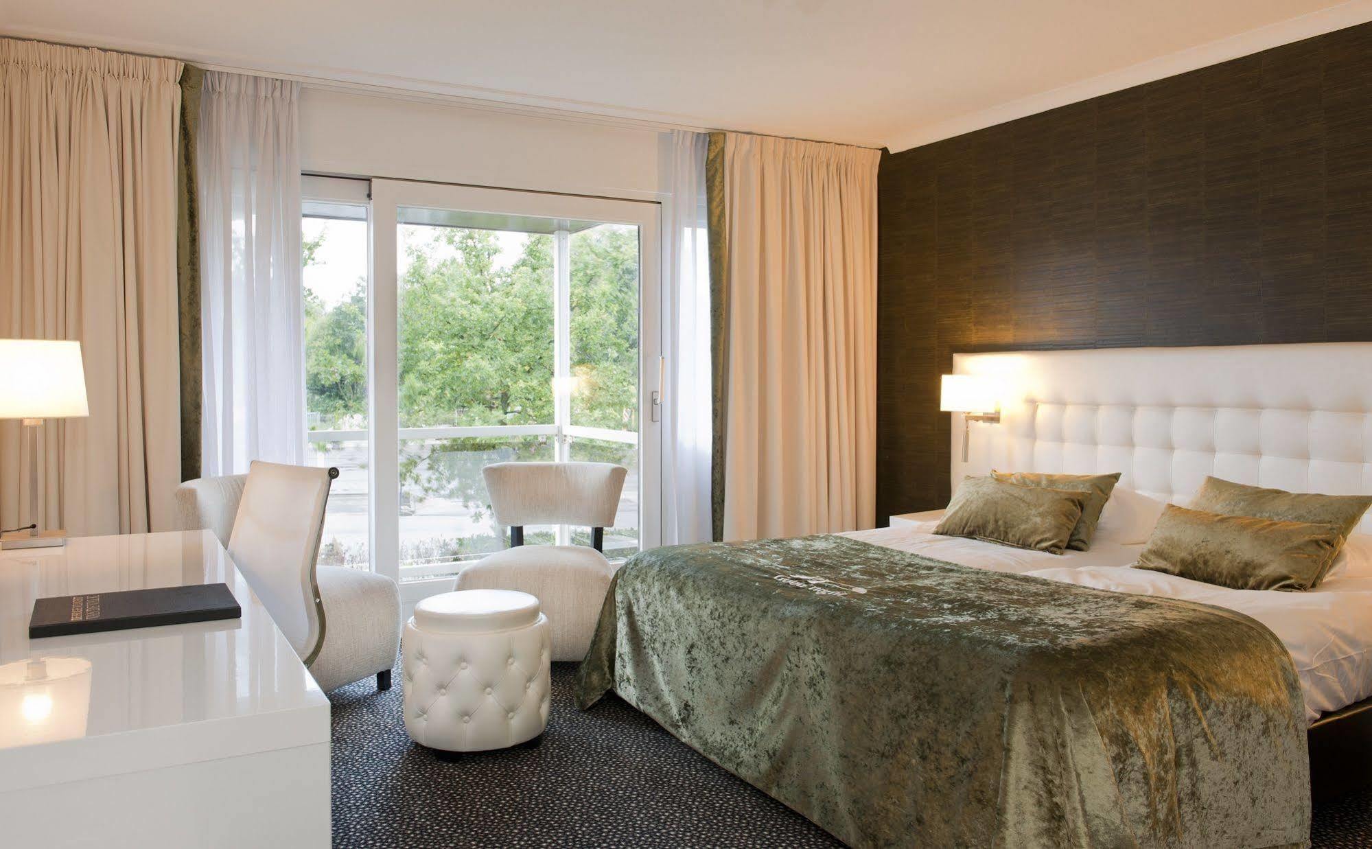 Van Der Valk Hotel Den Haag - Voorschoten Dış mekan fotoğraf