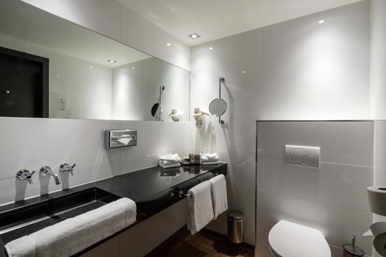 Van Der Valk Hotel Den Haag - Voorschoten Dış mekan fotoğraf